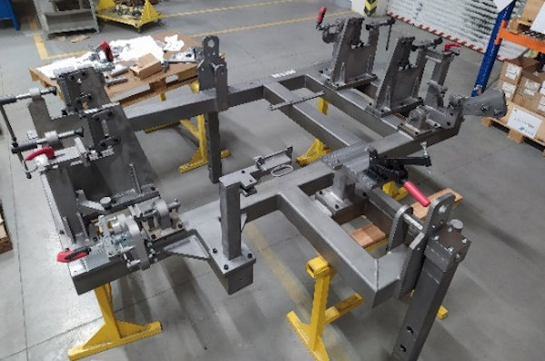Manual clamping | Slavia Production Systems a.s.